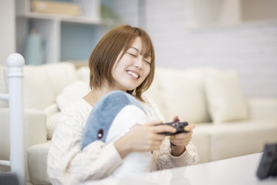 エコーチェンバー現象を克服する方法：正しい情報の取り方